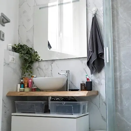 Little World Affori District 4 Pax Wifi Apartment *