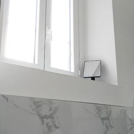Little World Affori District 4 Pax Wifi Apartment Milan