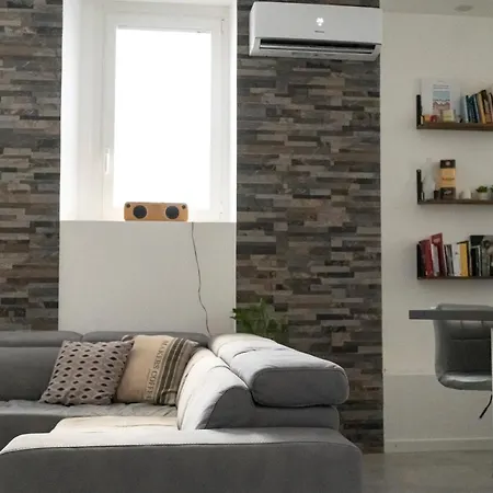 Little World Affori District 4 Pax Wifi Apartment Milan